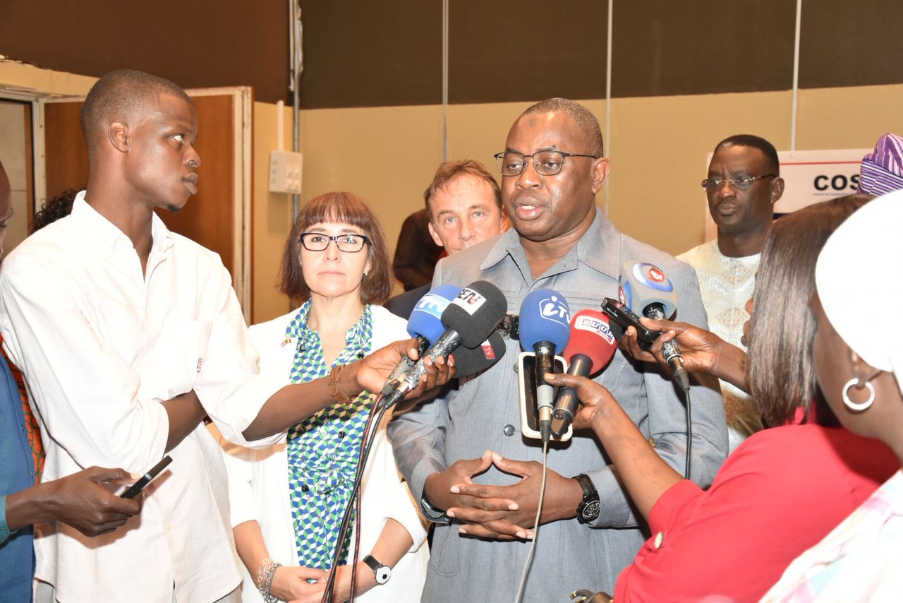 Déjeuner de la Paix organisé par le Collectif des Organisations de la Société Civile pour les Élections (COSCE).