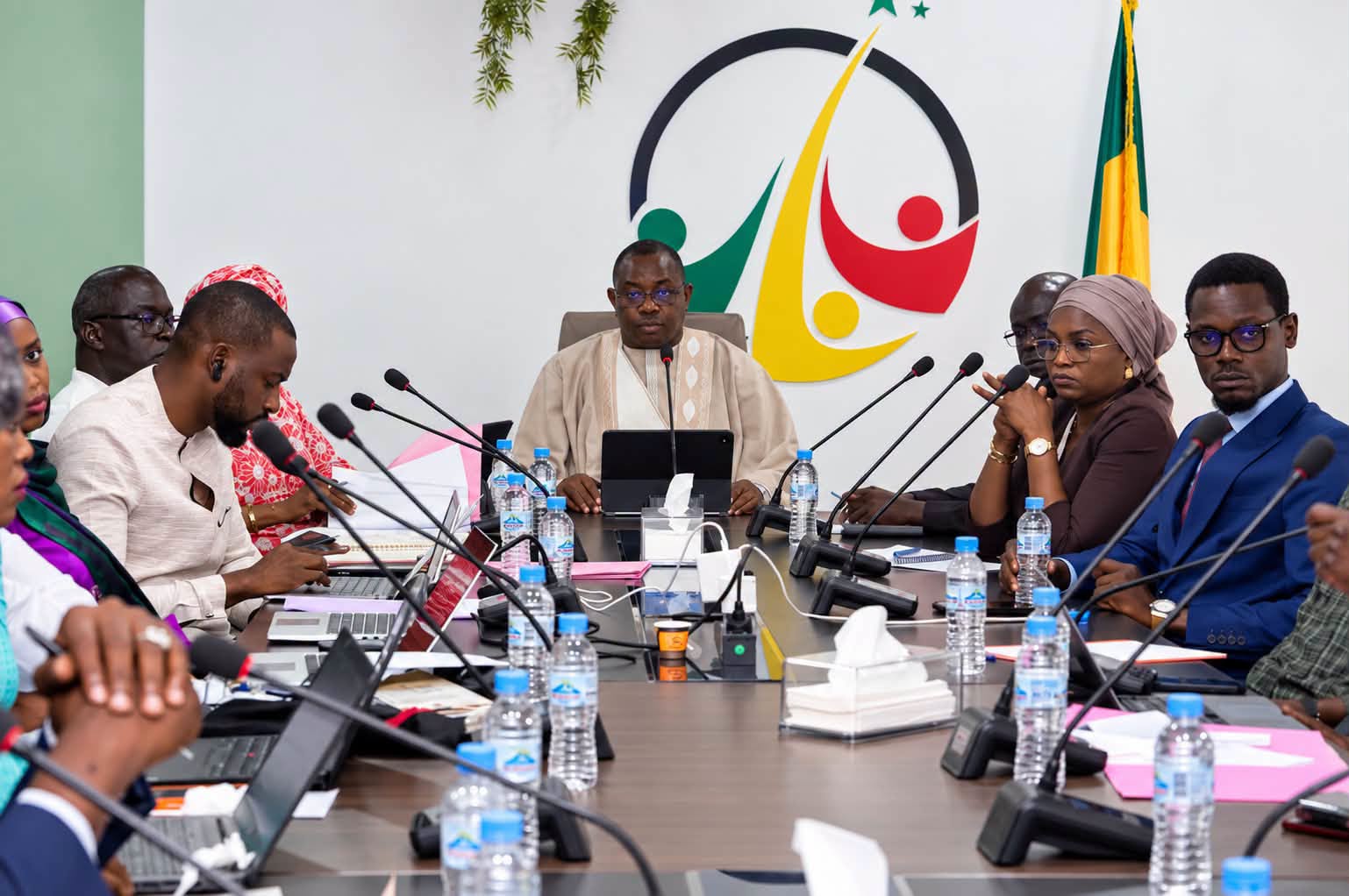 RECLASSEMENT DES GREFFIERS : LE DIALOGUE SE POURSUIT